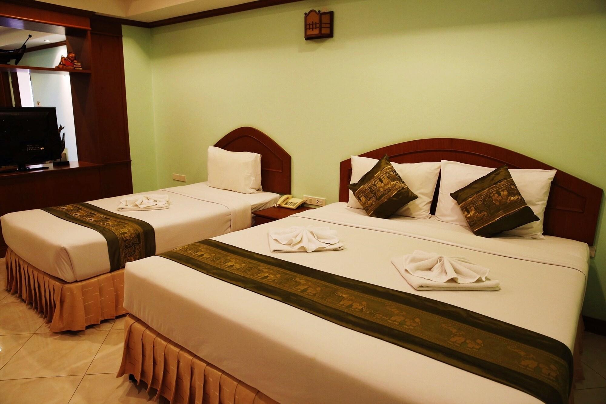 Baan Ss Karon Hotel Eksteriør billede