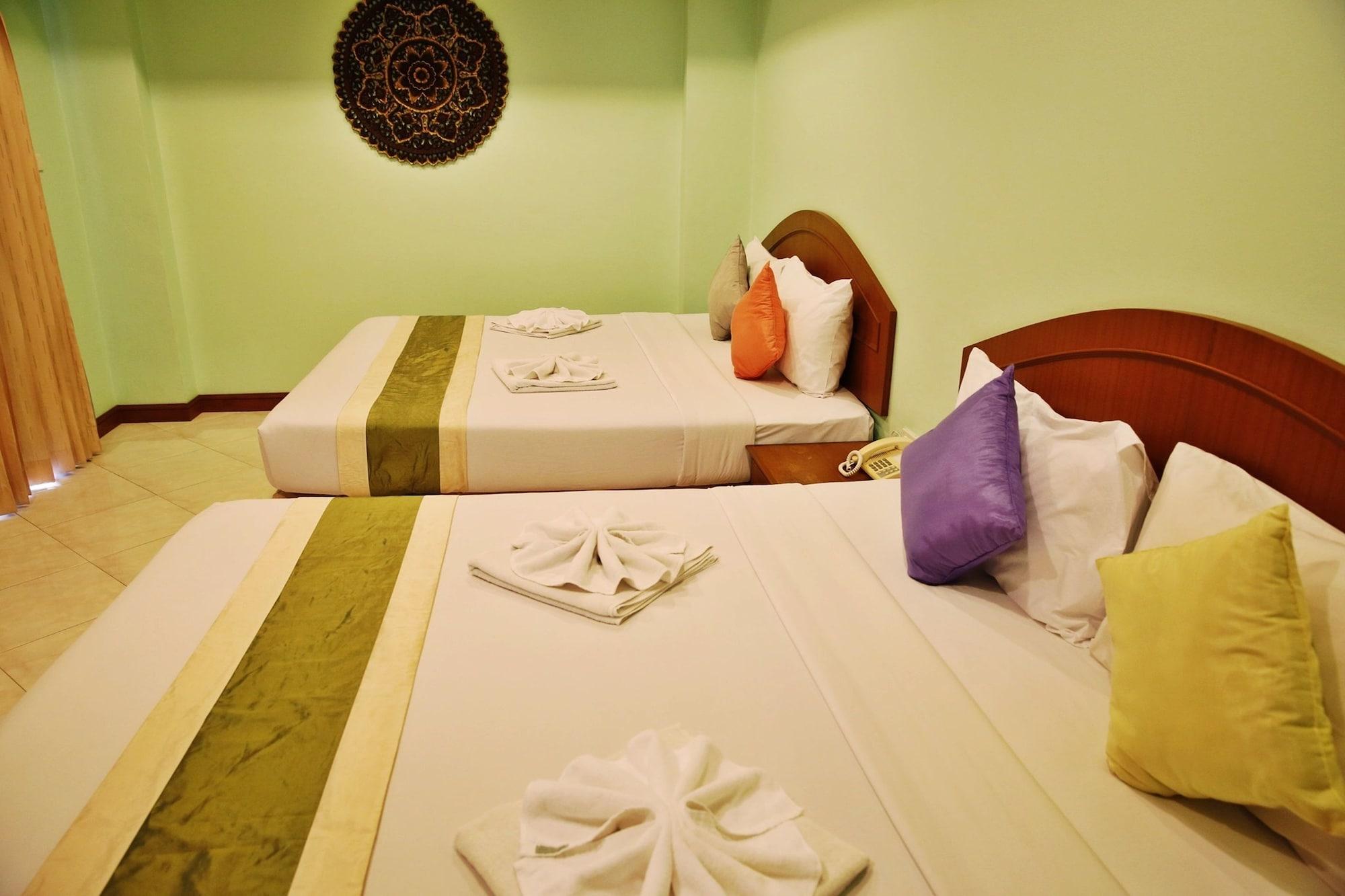 Baan Ss Karon Hotel Eksteriør billede